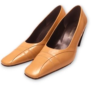 Enzo Angiolini Yellowish Tan Leather Pumps